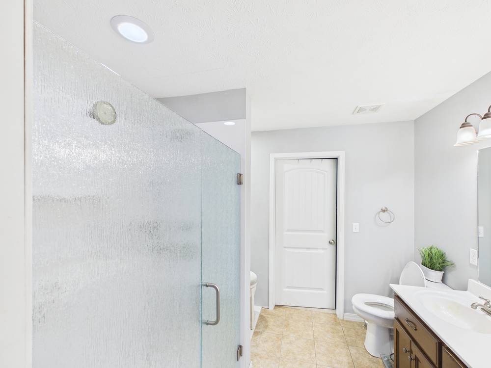 Regency Condominiums SEC - Residential