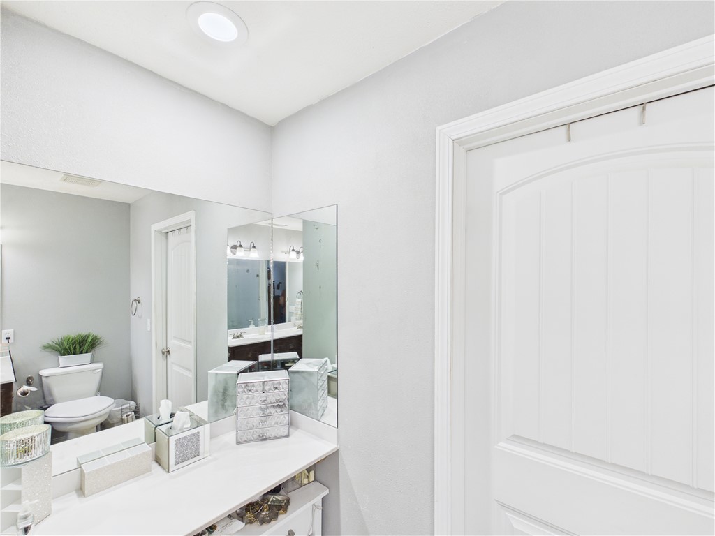 Regency Condominiums SEC - Residential