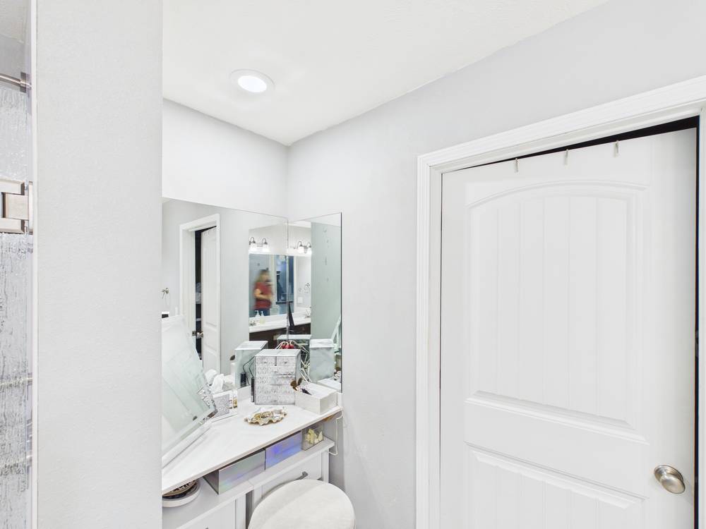 Regency Condominiums SEC - Residential