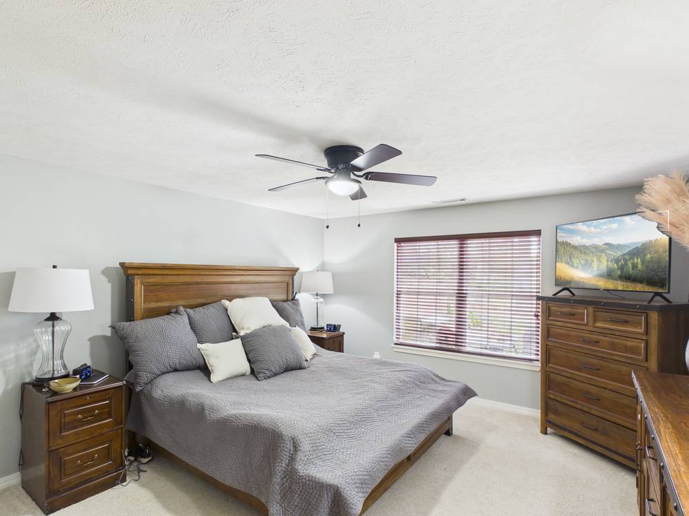 Regency Condominiums SEC - Residential