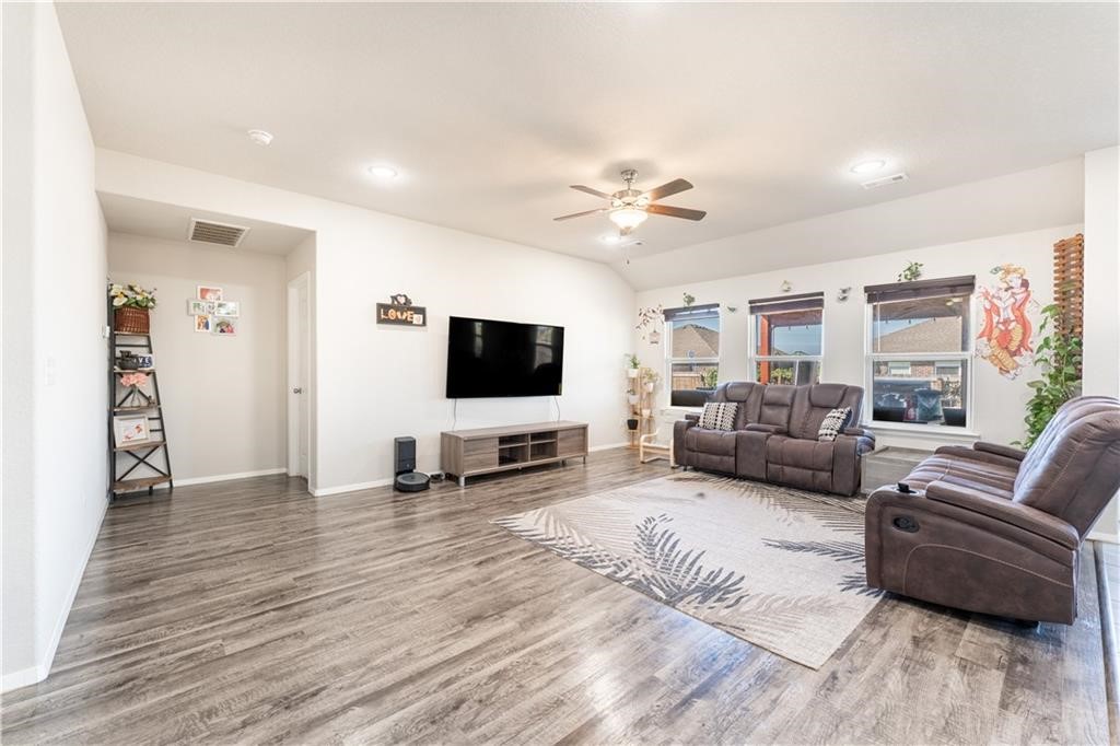 Providence Village Ph Ii Bentonville - Residential Lease