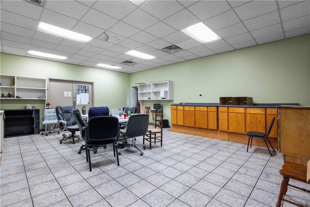 Industrial Park #2 Ph Ii - Commercial Lease