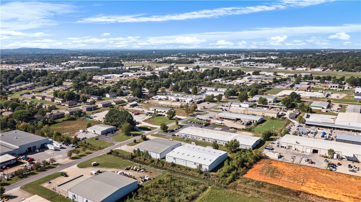 Industrial Park #2 Ph Ii - Commercial Lease