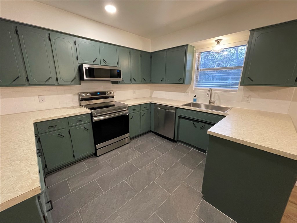Peaceful Valley Estates Ph Iii - Residential Lease