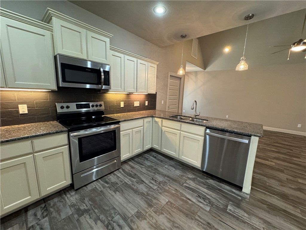 Stone Meadow Add Bentonville - Residential Lease