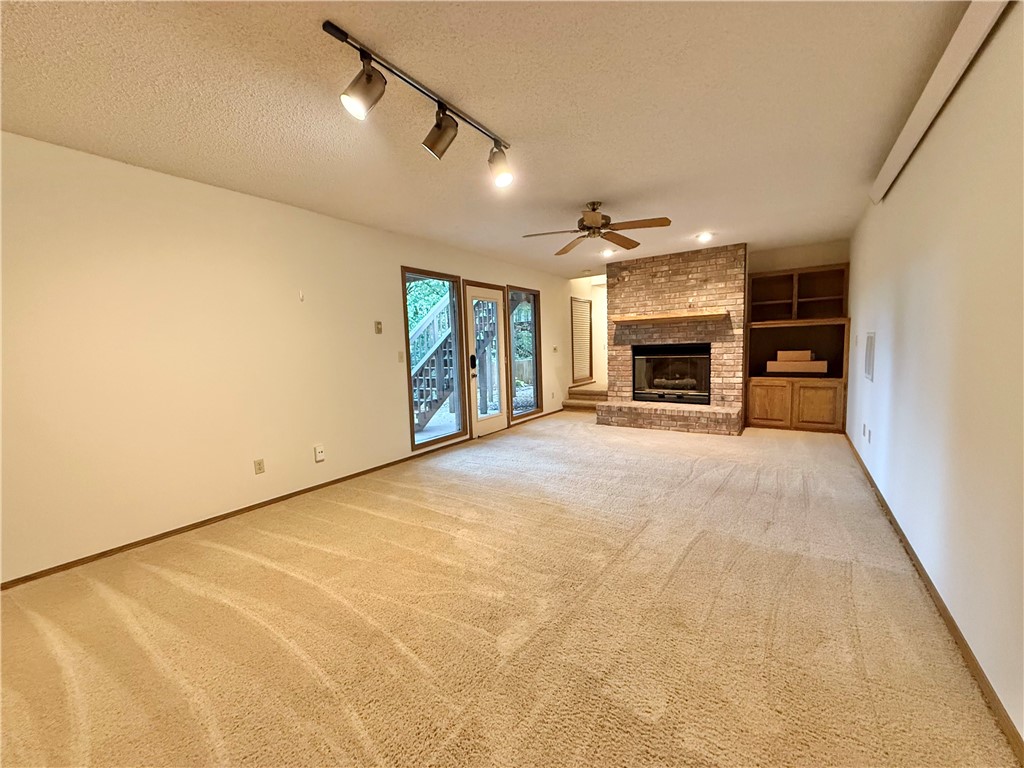 Annsborough Sub Bvv - Residential