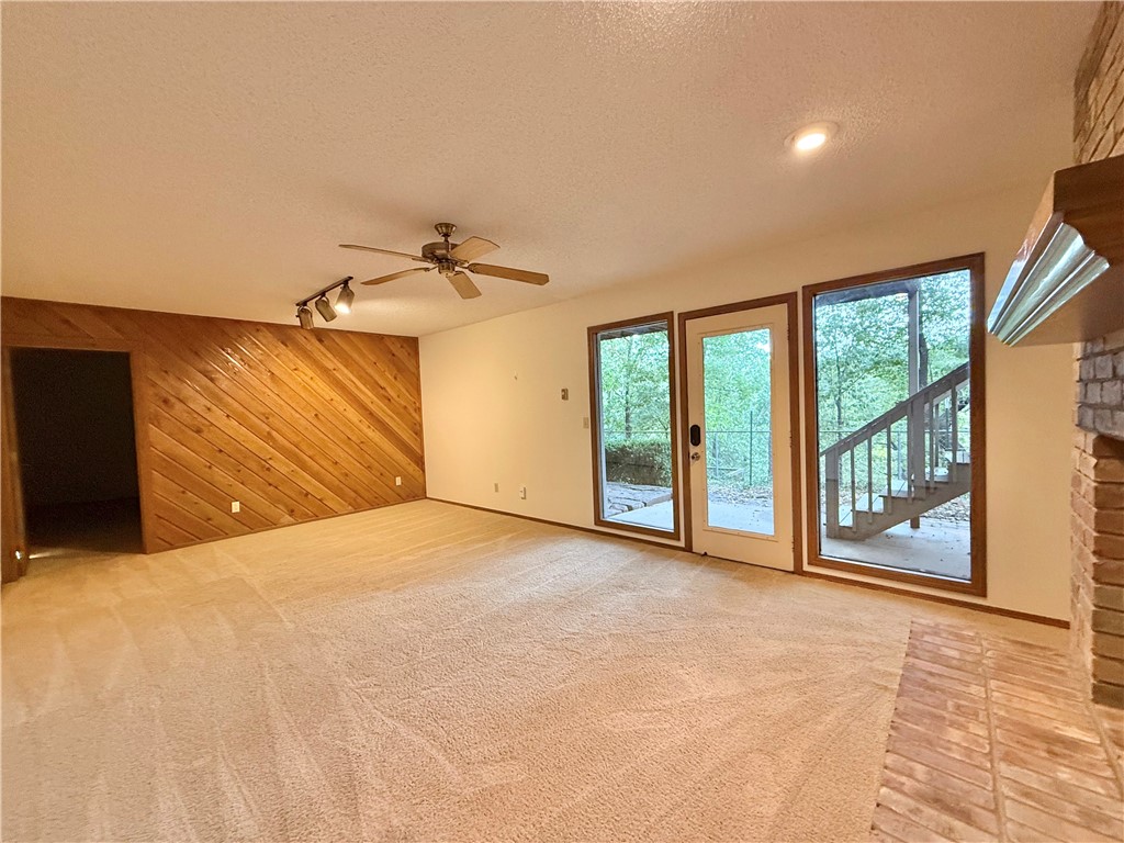 Annsborough Sub Bvv - Residential