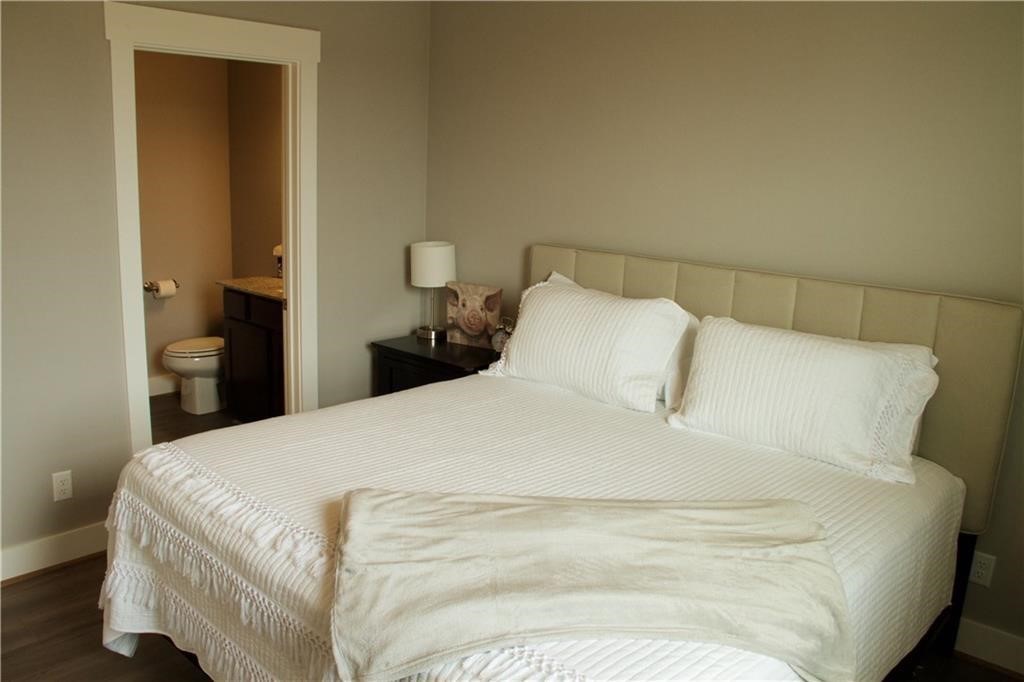 Center Add The - Residential Lease