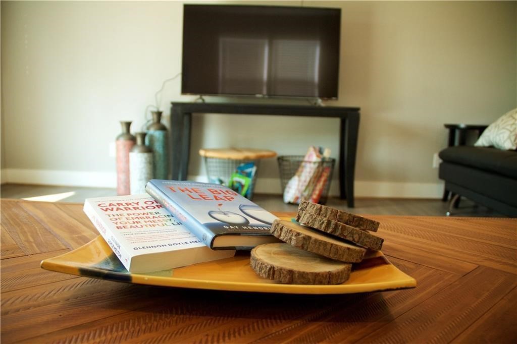 Center Add The - Residential Lease