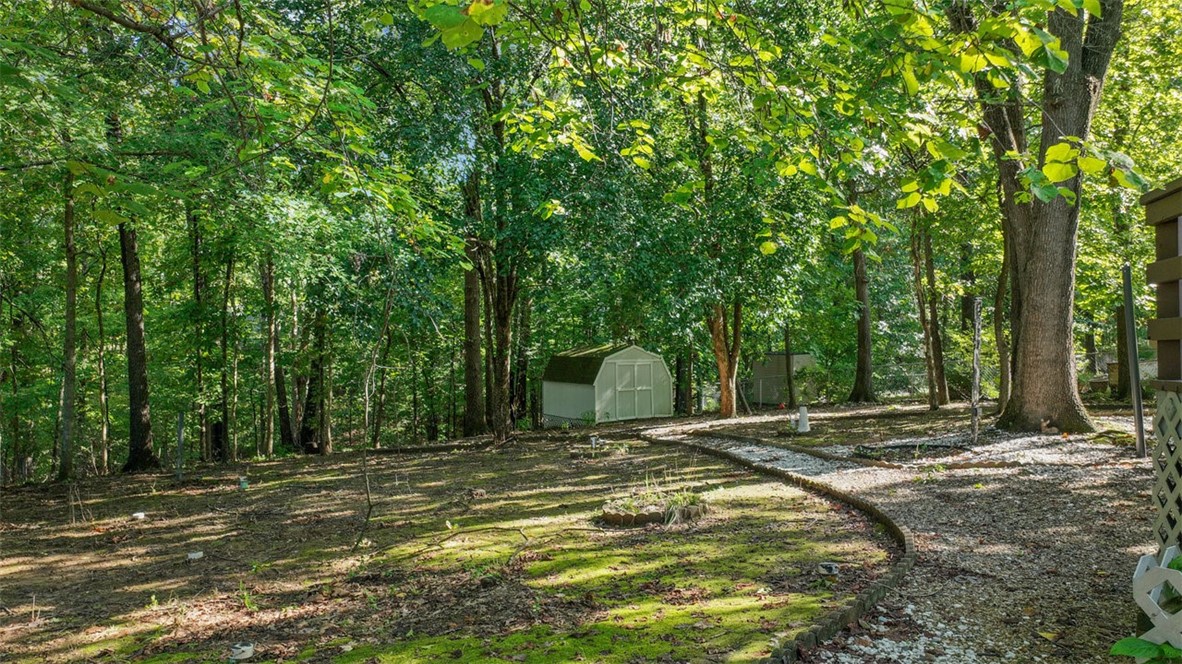 Grinstead Sub Bvv - Residential Lease