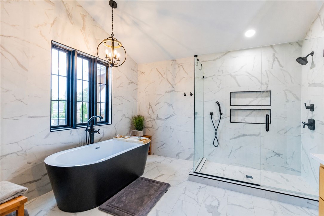 Whispering Timbers Ph 12 Rogers - Residential