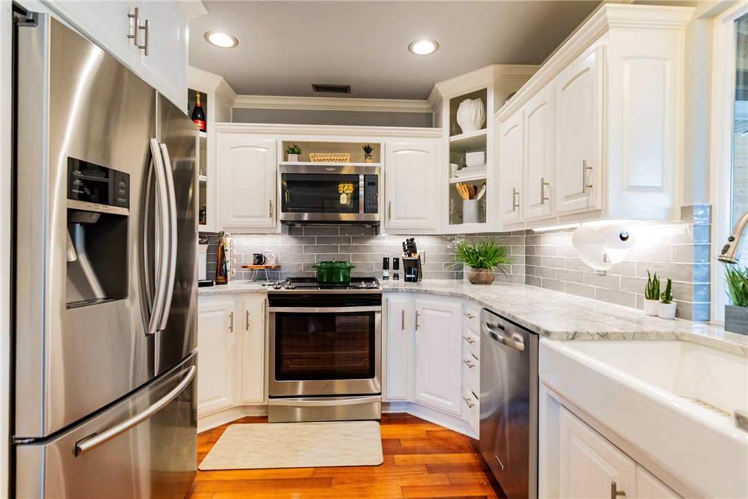 Whispering Timbers Ph 12 Rogers - Residential