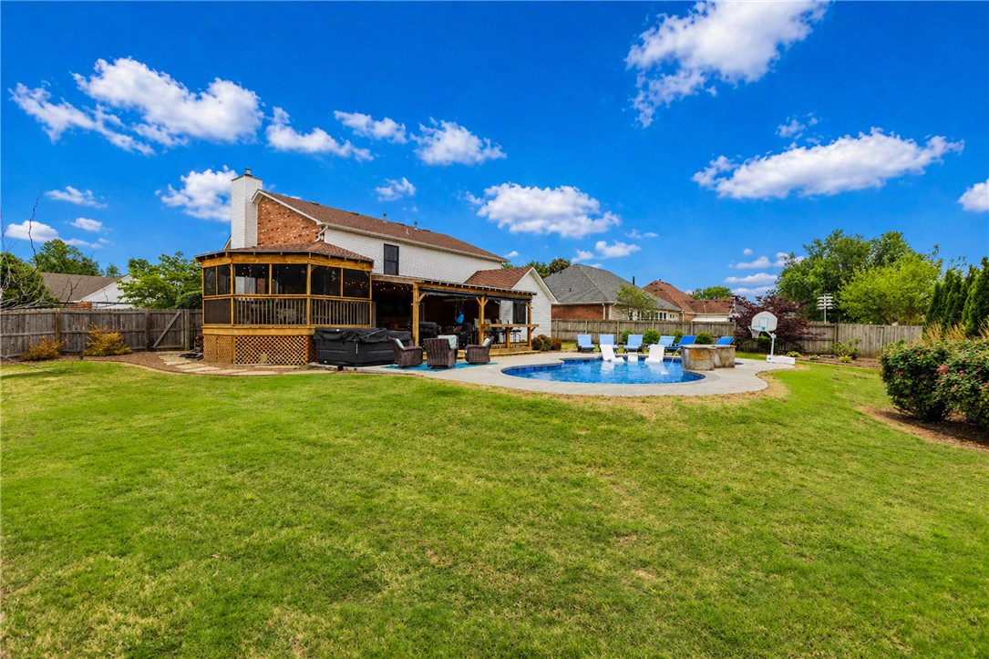 Whispering Timbers Ph 12 Rogers - Residential