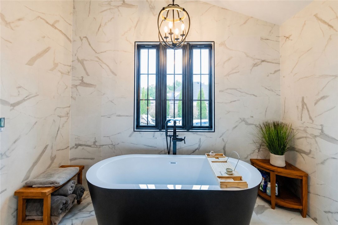 Whispering Timbers Ph 12 Rogers - Residential