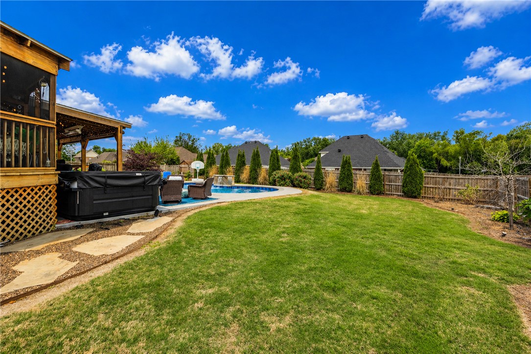 Whispering Timbers Ph 12 Rogers - Residential