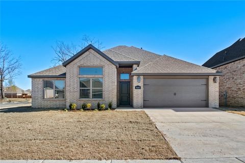 Photo of 4644 W Triangle Street, Fayetteville, AR 72704 (MLS # 1327602)