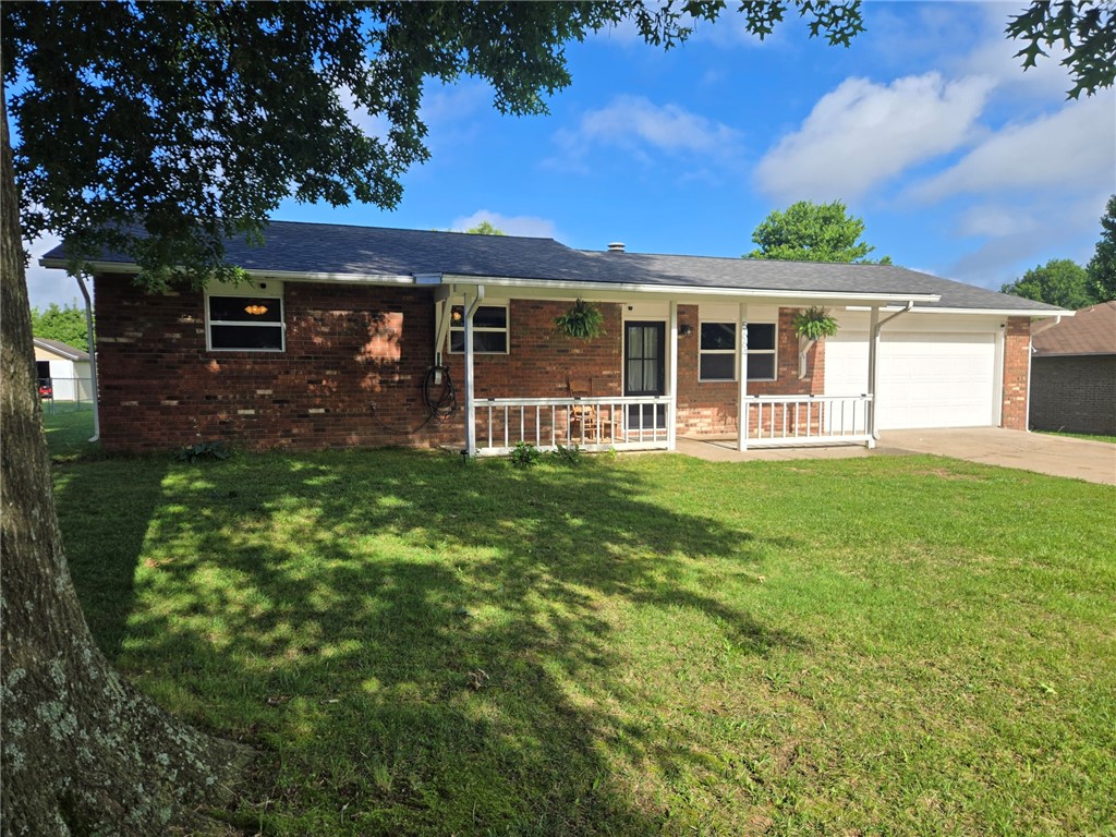 Lynn Estates Springdale - Residential