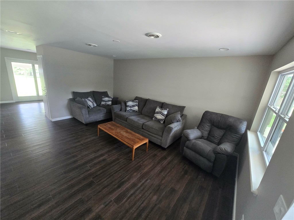 Lynn Estates Springdale - Residential