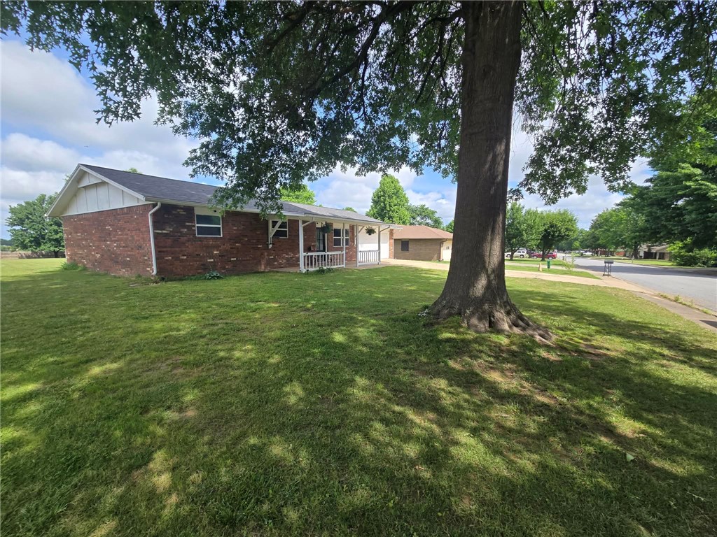 Lynn Estates Springdale - Residential