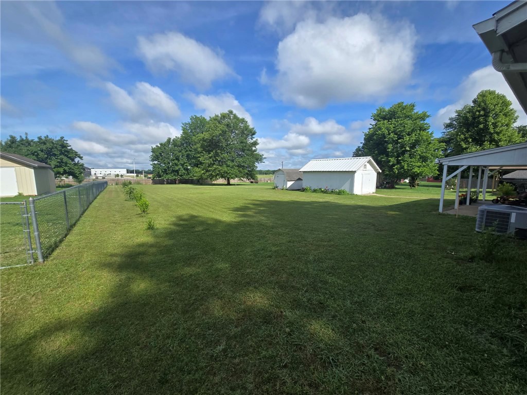 Lynn Estates Springdale - Residential