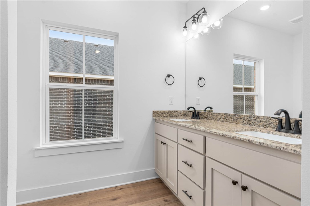 Wells Lake Cottages at Chaffee Cottages - Residential