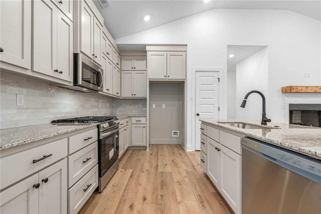 Wells Lake Cottages at Chaffee Cottages - Residential