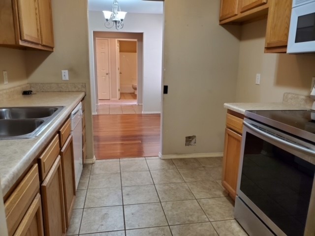 High Meadows Bentonville - Residential Lease