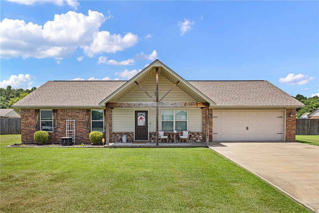Photo 1 of 31 — 52 Roland Court, Pottsville, AR 72858