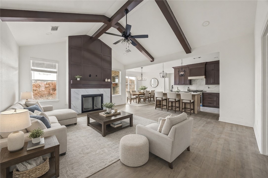 Spring Creek Farms Ph I Springdale - Residential