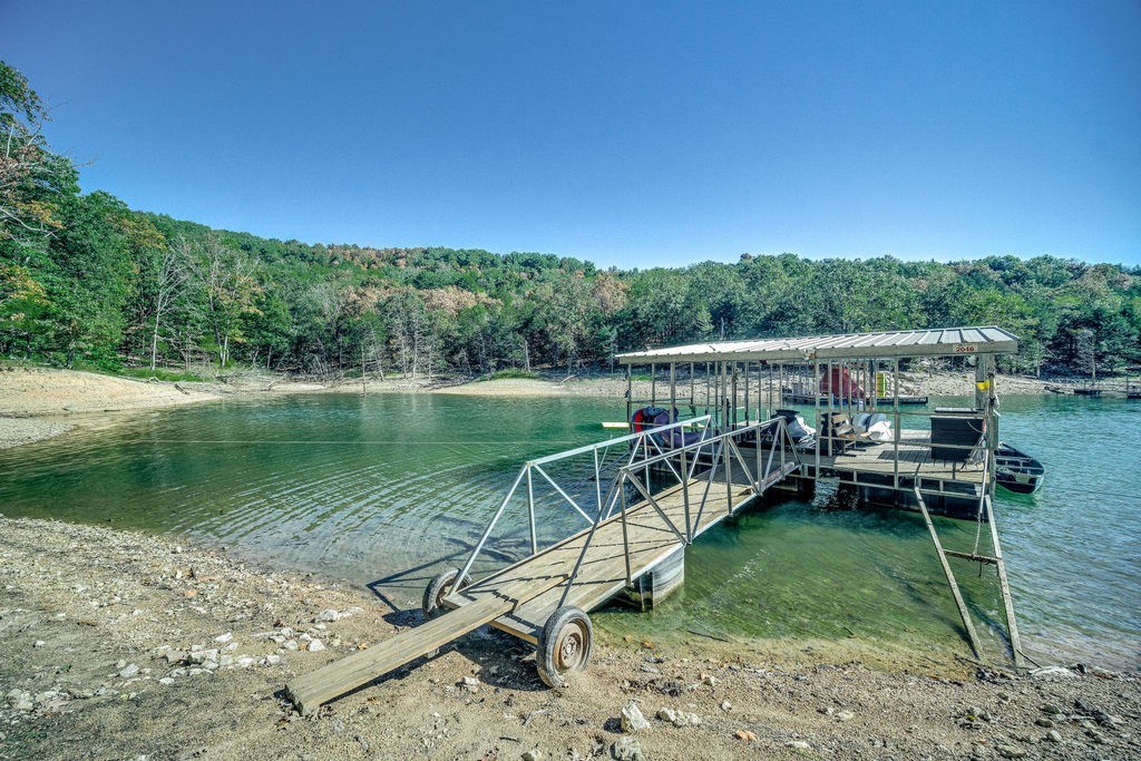 Pine Log - Residential