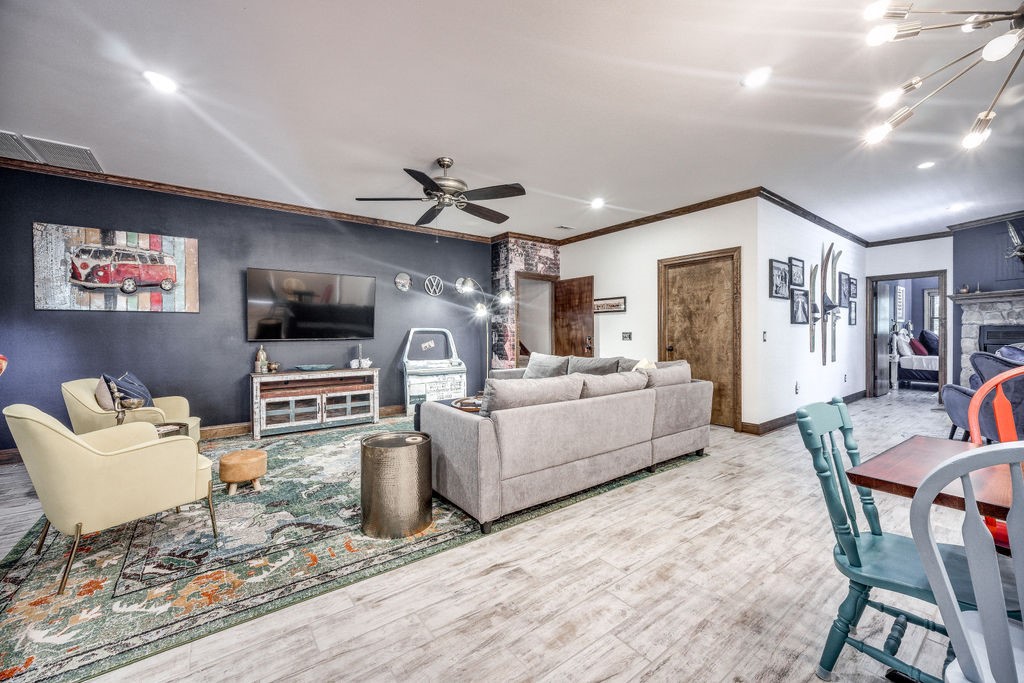 Pine Log - Residential