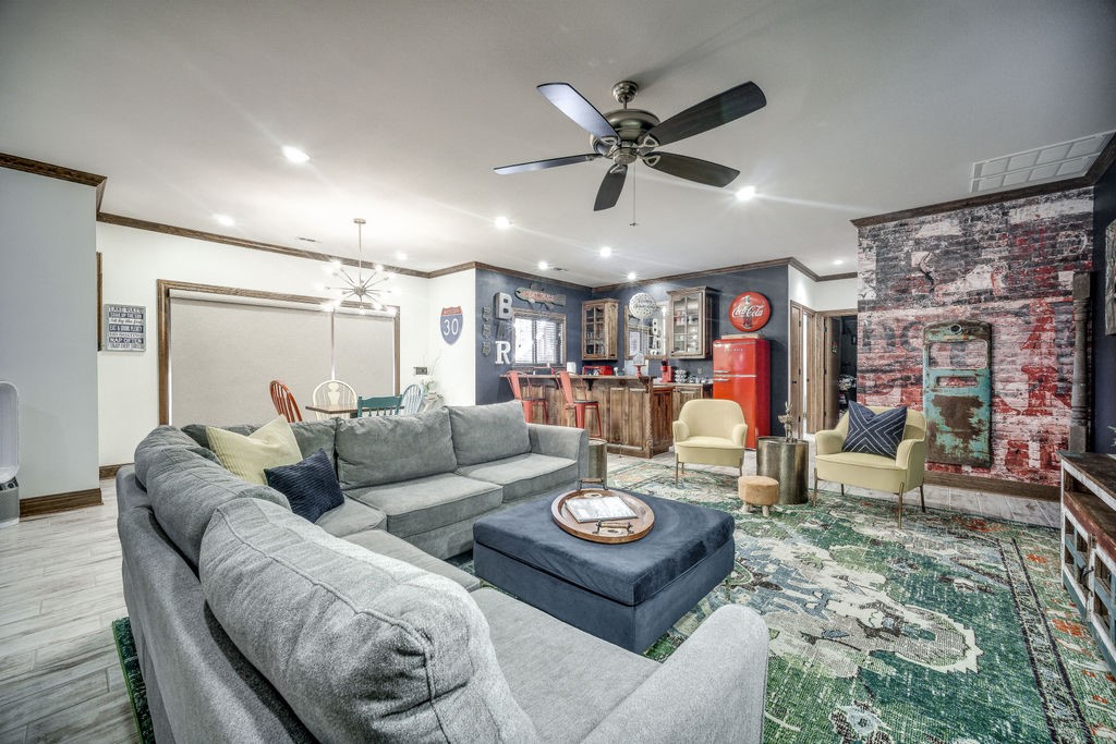 Pine Log - Residential