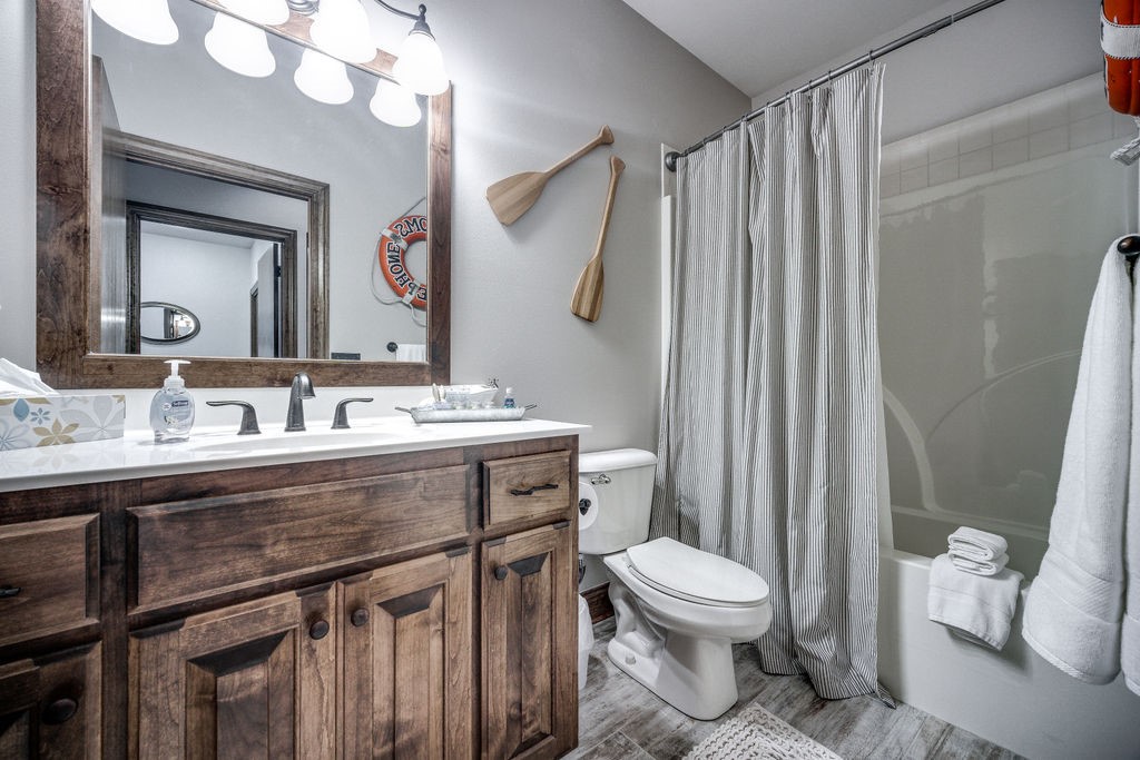 Pine Log - Residential