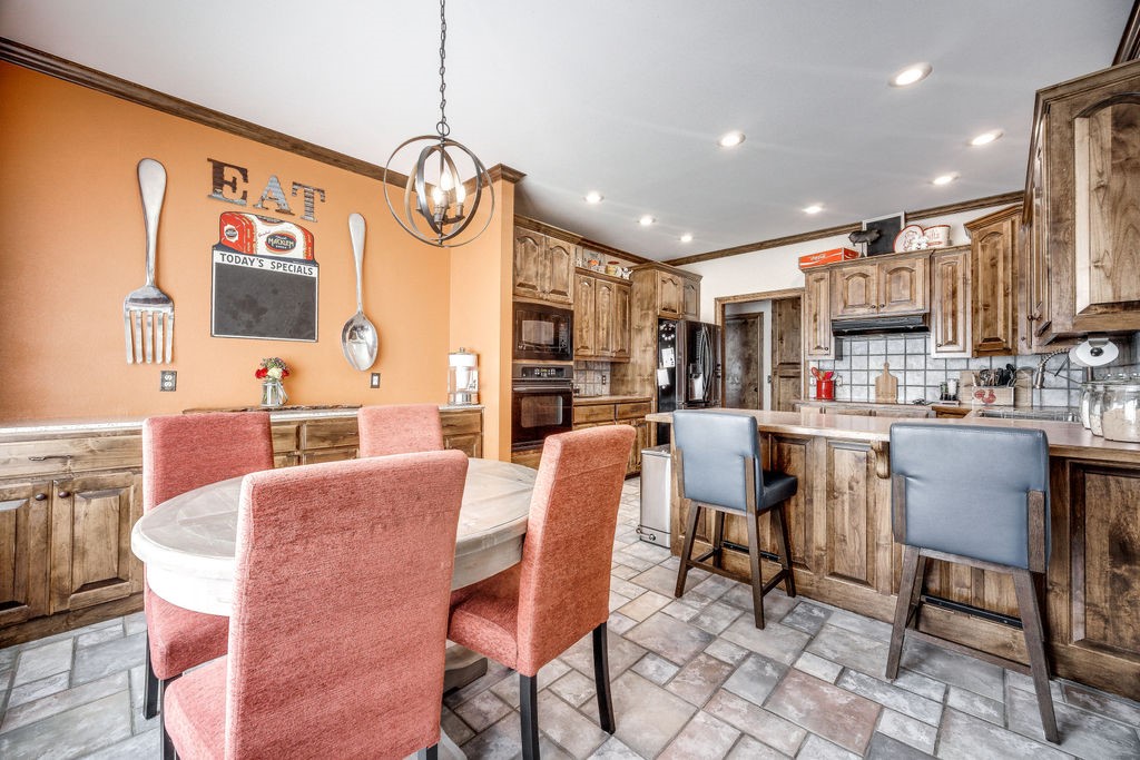 Pine Log - Residential