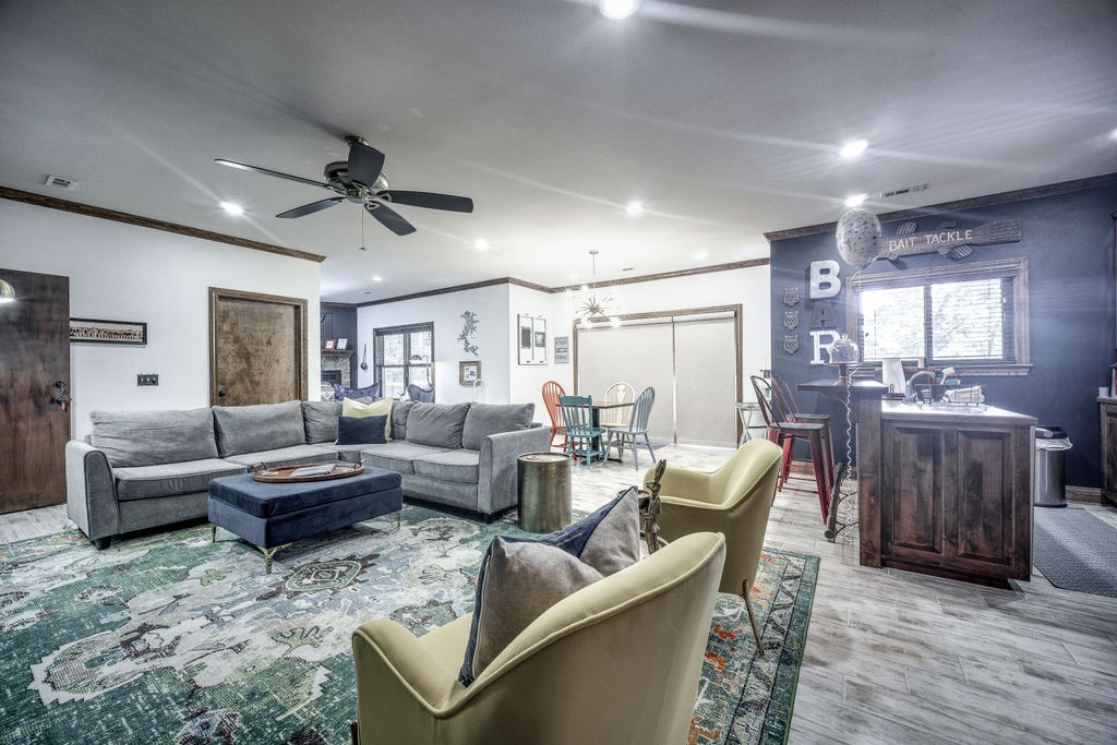 Pine Log - Residential