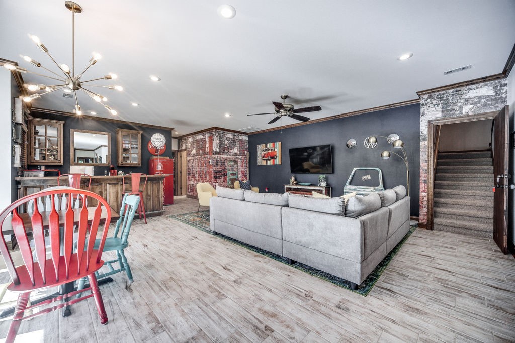 Pine Log - Residential