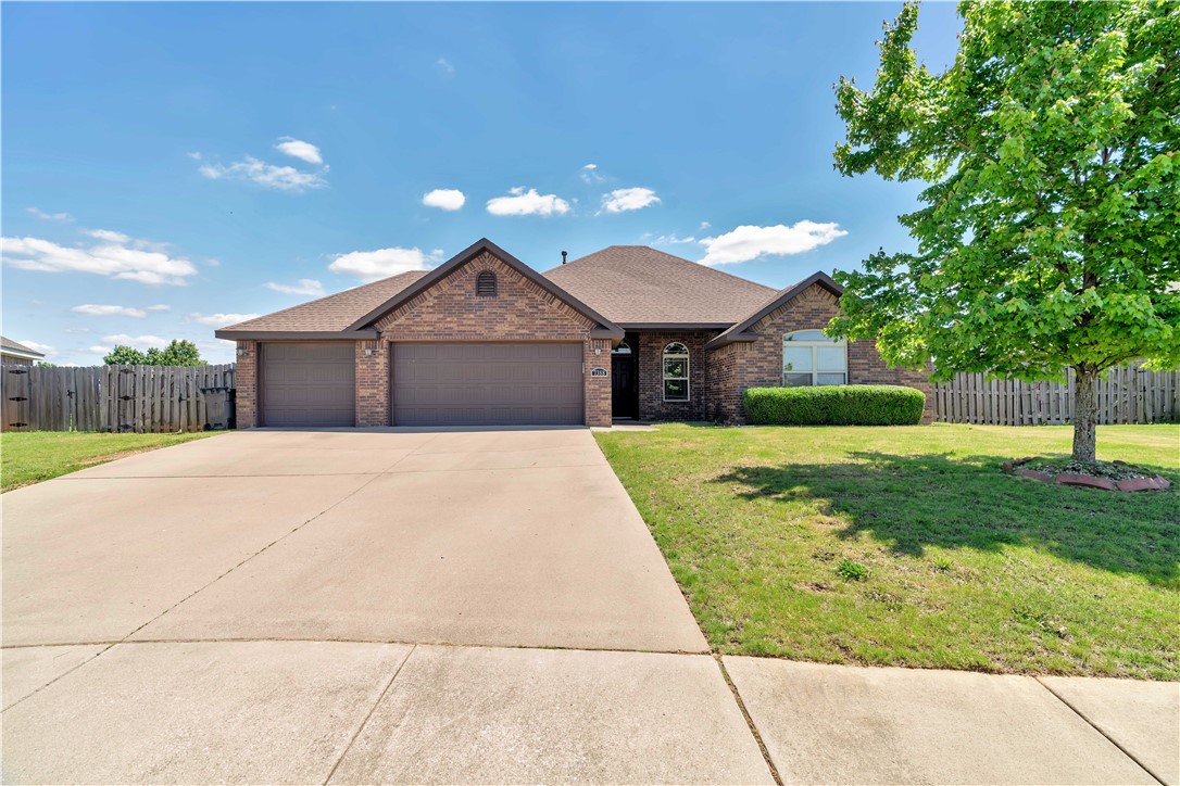 Beautiful home with 4 beds, 2 baths next to Har-Ber schools. Home has a split floor floor. with open concept. Large kitchen with granite counters and large eat-in. Nice primary suite with a beautiful bath and walk in closets. Large fenced backyard, close to schools and shopping!