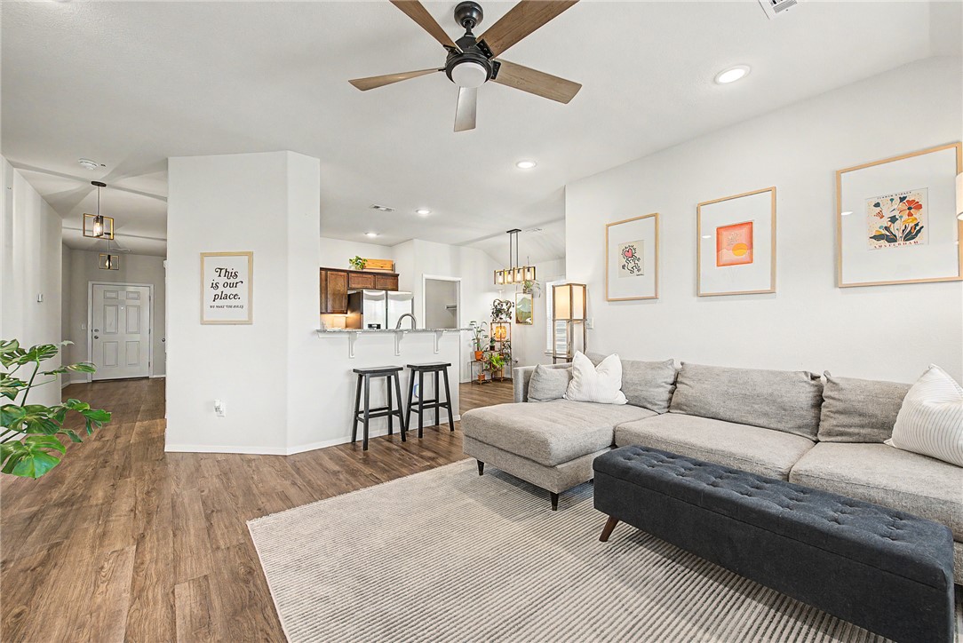 Lakewood Sub Ph Vii Lowell - Residential