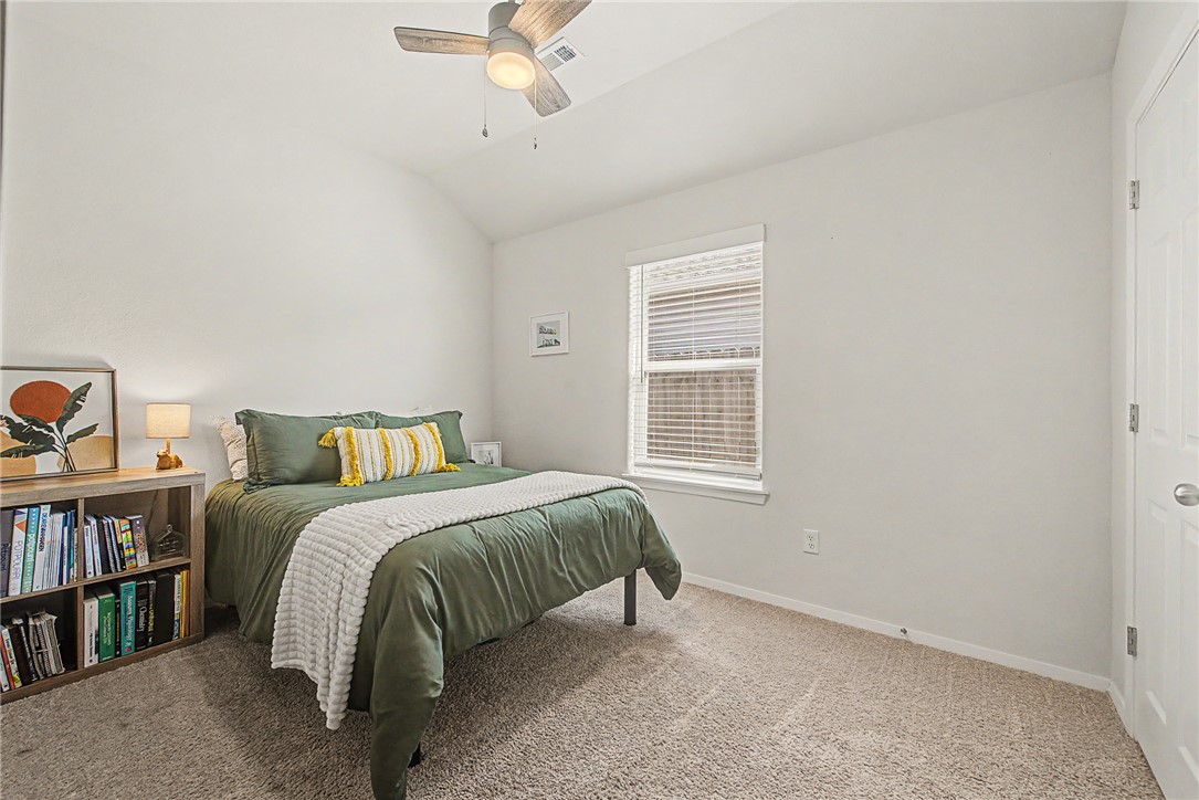 Lakewood Sub Ph Vii Lowell - Residential