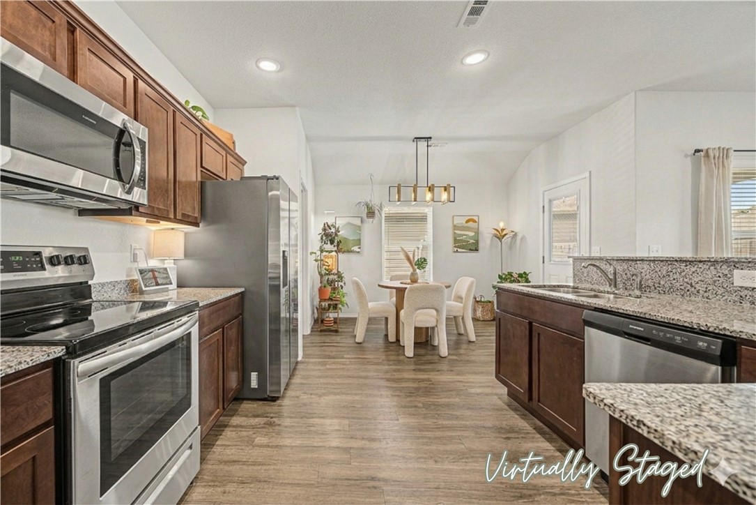 Lakewood Sub Ph Vii Lowell - Residential