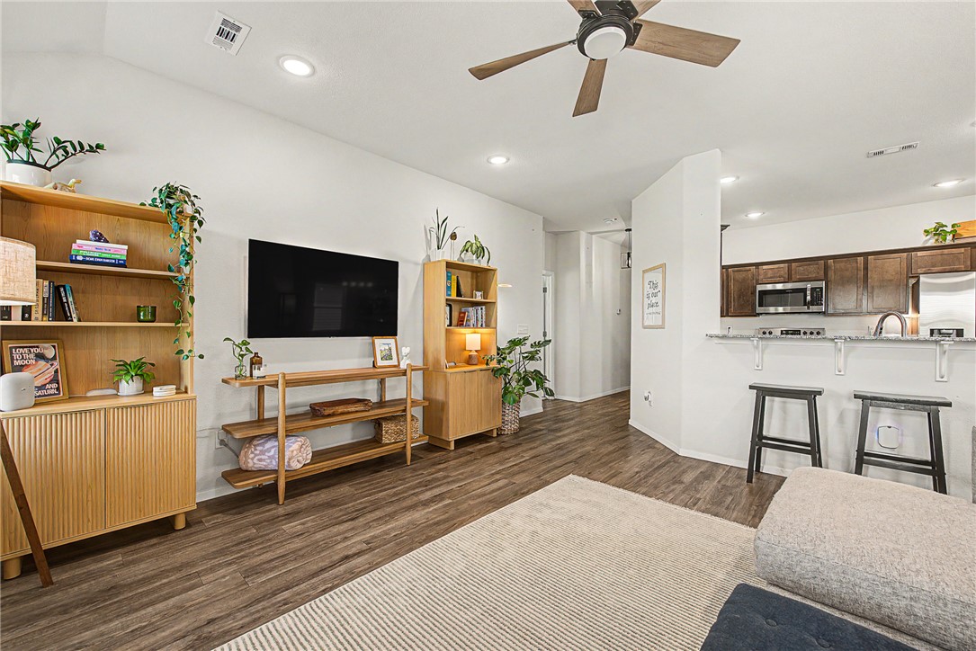 Lakewood Sub Ph Vii Lowell - Residential