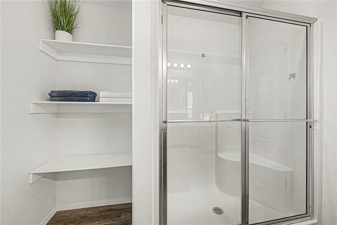 Lakewood Sub Ph Vii Lowell - Residential