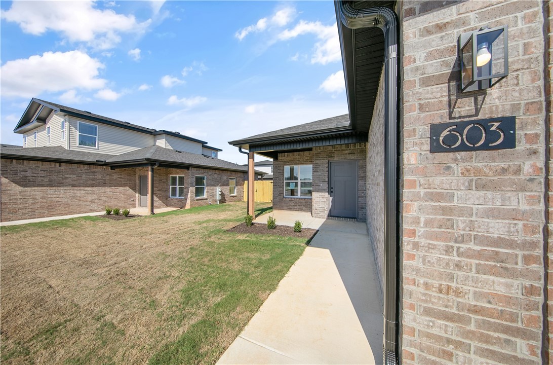 Daisy Road Duplexes Centerton - Residential Lease
