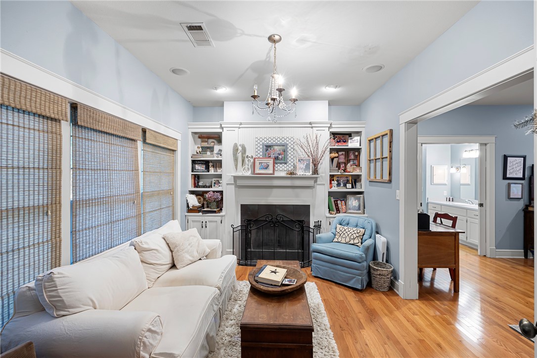 River Oaks - Residential