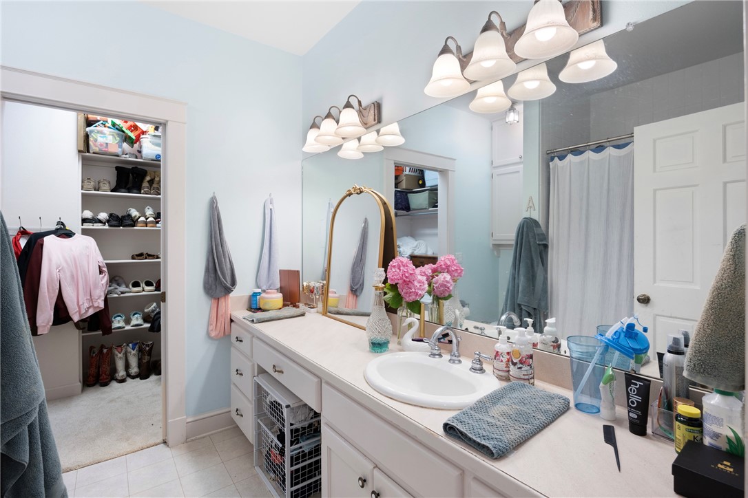 River Oaks - Residential