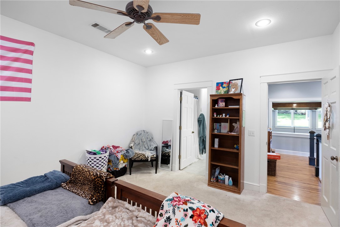 River Oaks - Residential