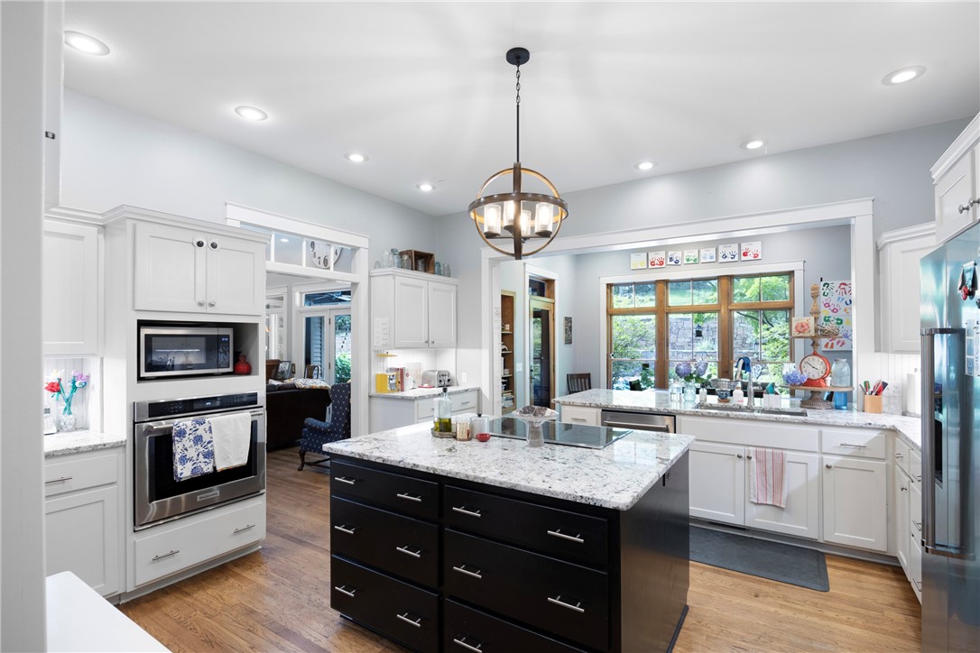 River Oaks - Residential