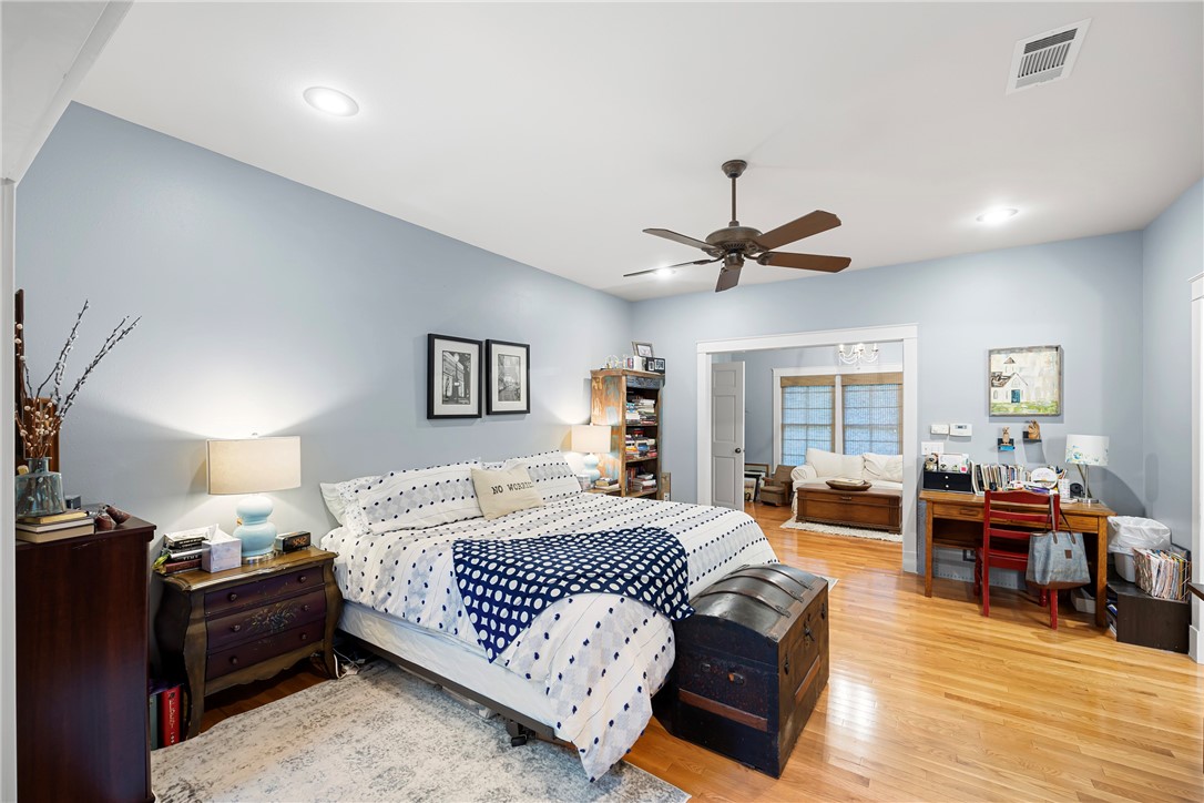 River Oaks - Residential