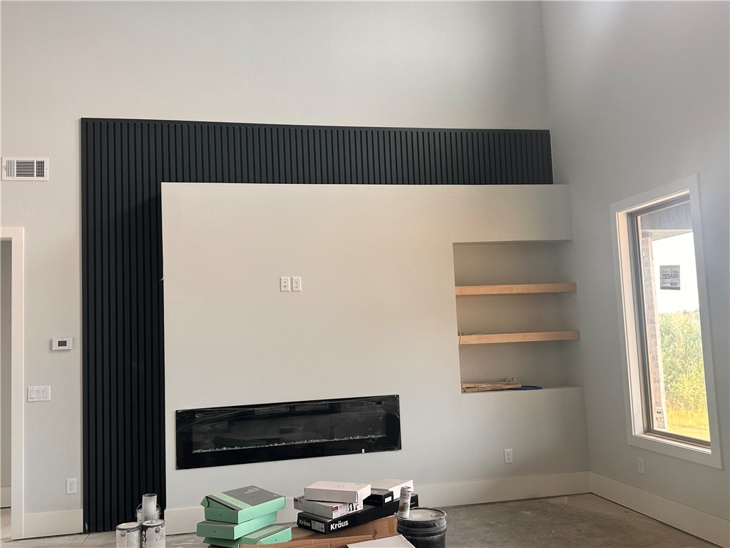 Tuscany Square - Residential