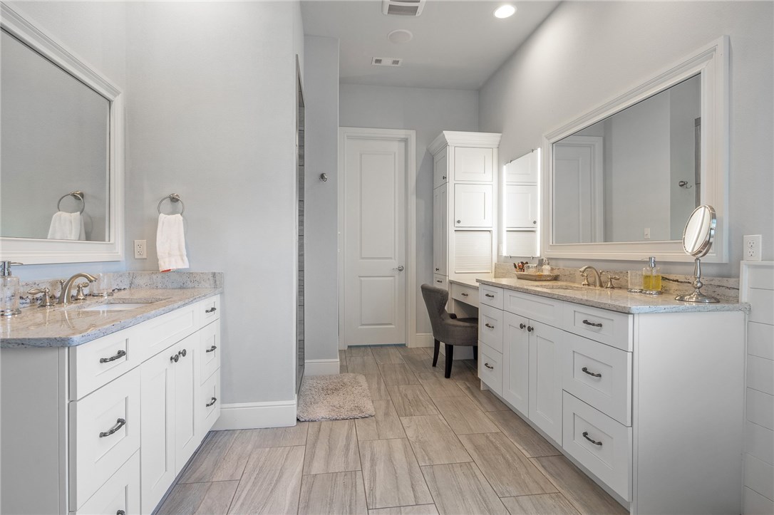 Oak Tree Centerton - Residential